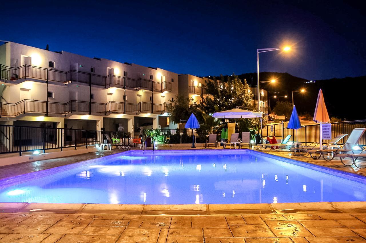 Peyia Pearl Apartment Bagian luar foto