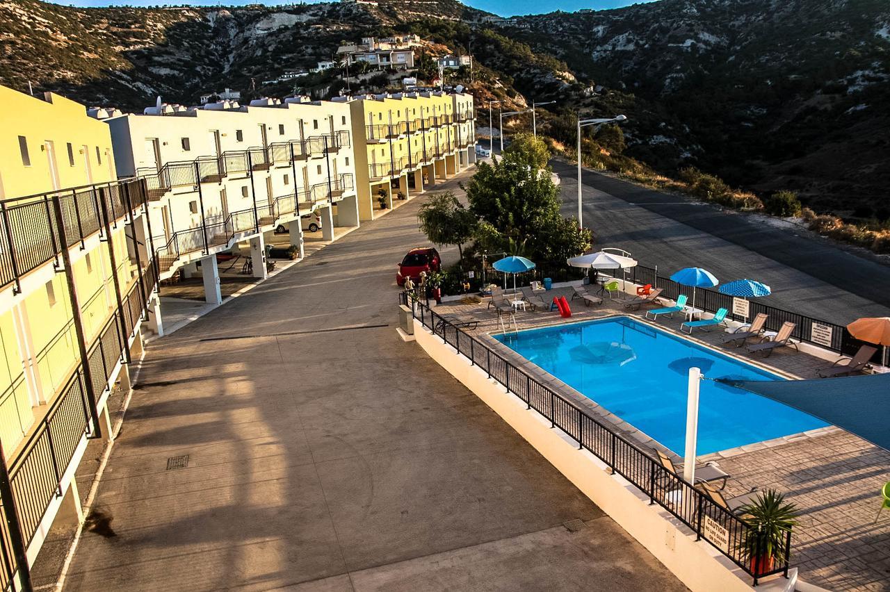 Peyia Pearl Apartment Bagian luar foto